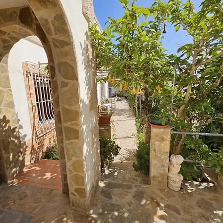 Casa Torre Pequena Feriehus Bellreguard